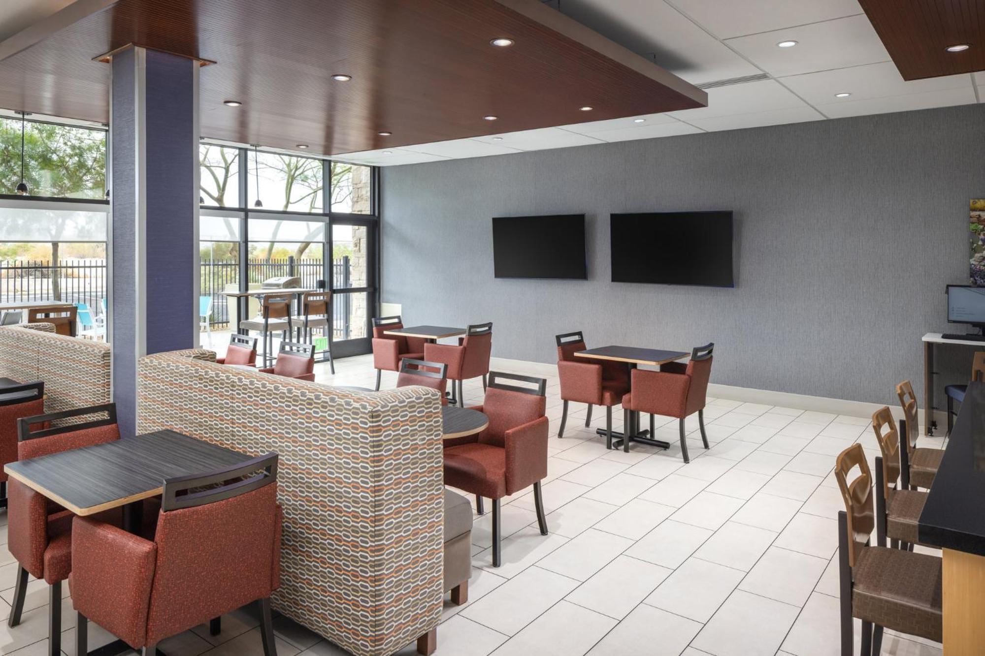 Holiday Inn Express & Suites Phoenix West - Buckeye By Ihg Exteriér fotografie